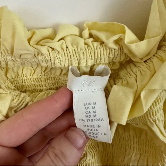 H&M | Smocked Bodice Sleeveless Light Yellow Ruffle Dress Size Medium - Picture 7 of 10